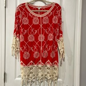 EST. 1946 Red Cream top. Size Large Beautiful